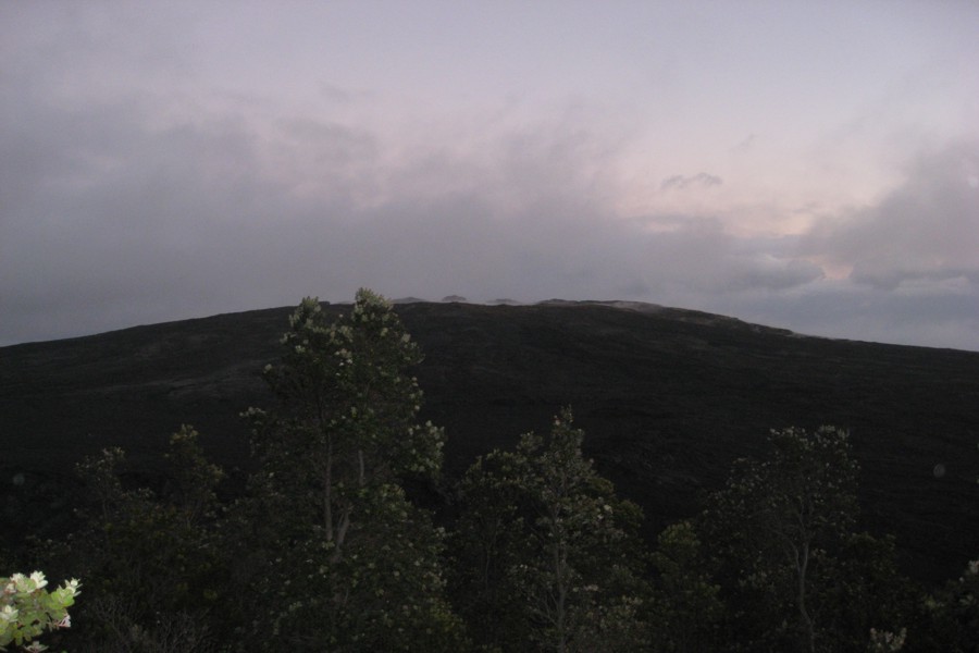 ../image/volcano - pu'u o'o vent from mauna ulu lookout 1.jpg